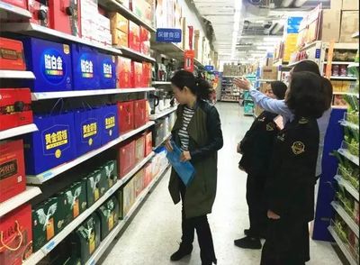 市食品药监局检查碑林区保健食品监管工作，保障市民健康安全